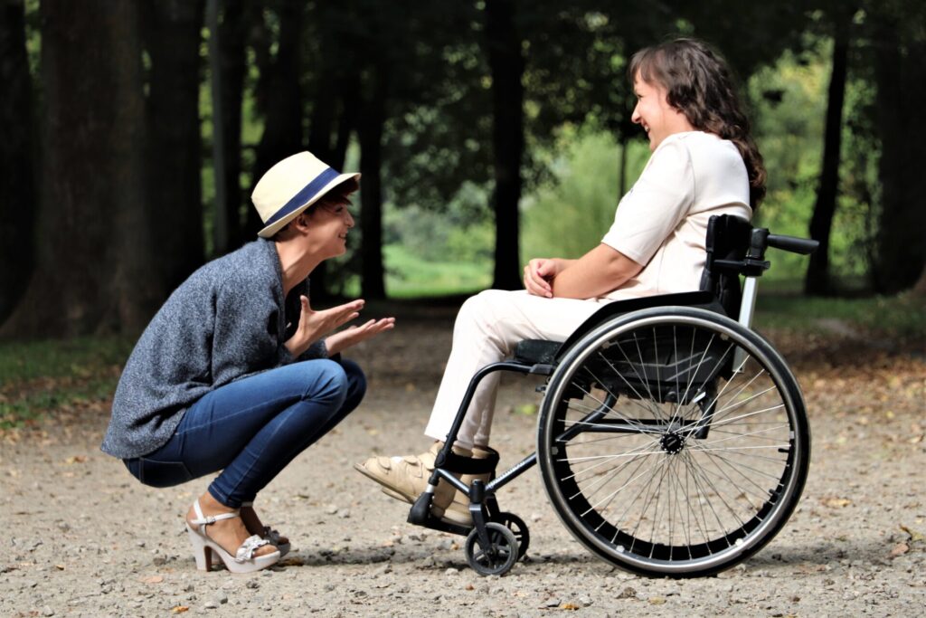 Accompagner la personne en situation de handicap vivant à domicile